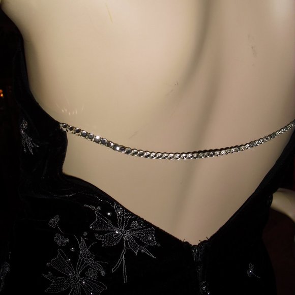 Karen Okada,black velvet,white sequins,embroidery,deep V neck,strapless,boned - Picture 5 of 8